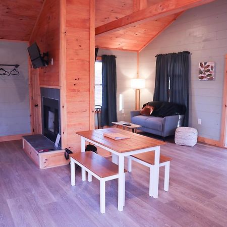 Avenwood Cabins Logan Exteriör bild