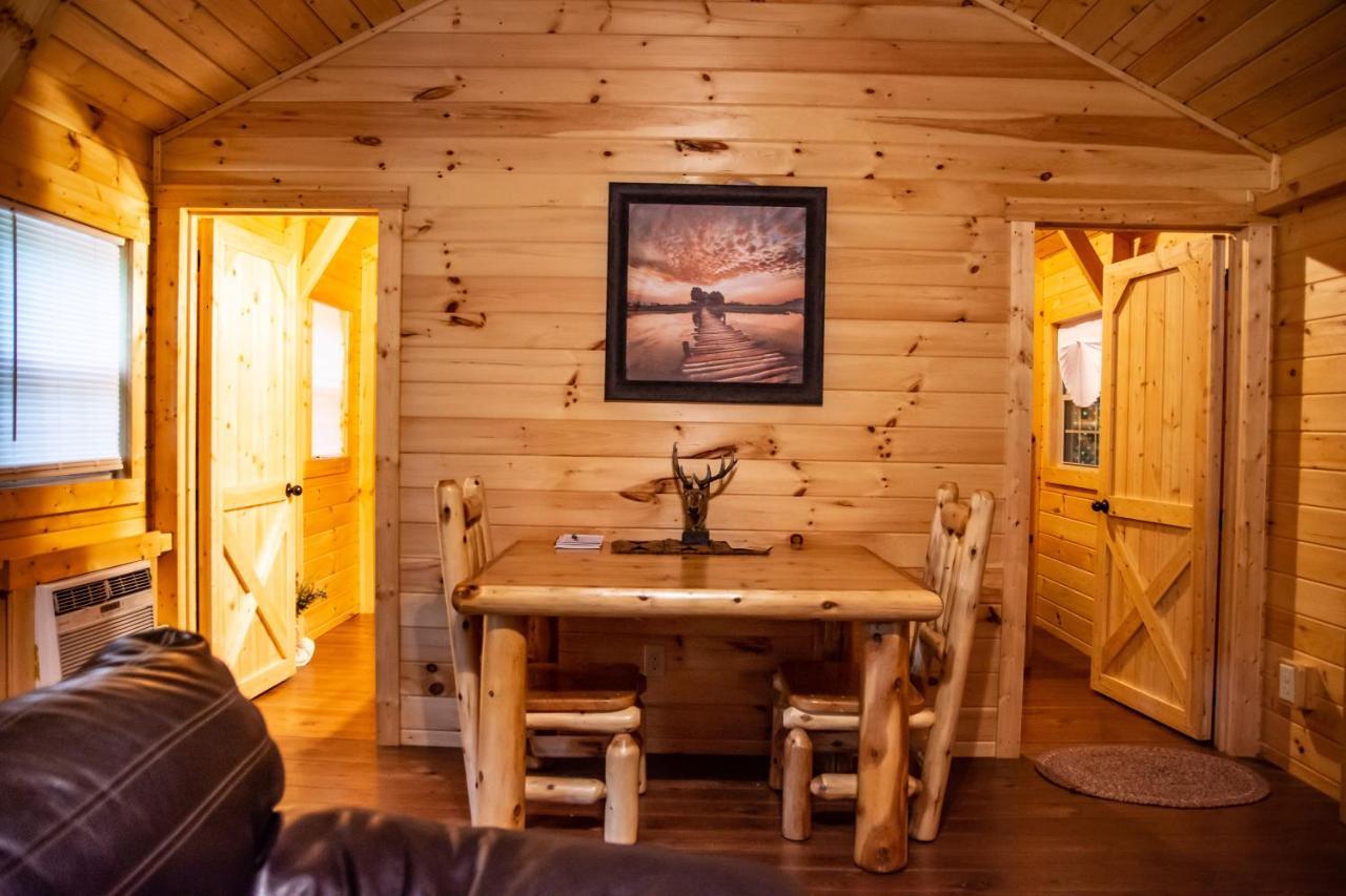Avenwood Cabins Logan Exteriör bild