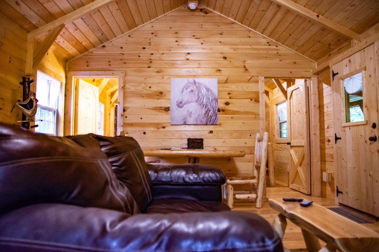 Avenwood Cabins Logan Exteriör bild