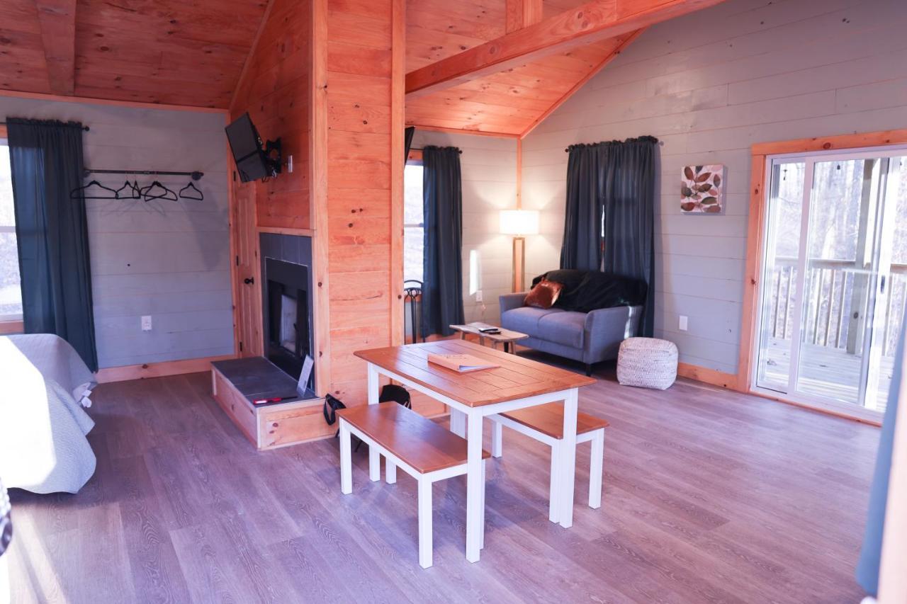 Avenwood Cabins Logan Exteriör bild